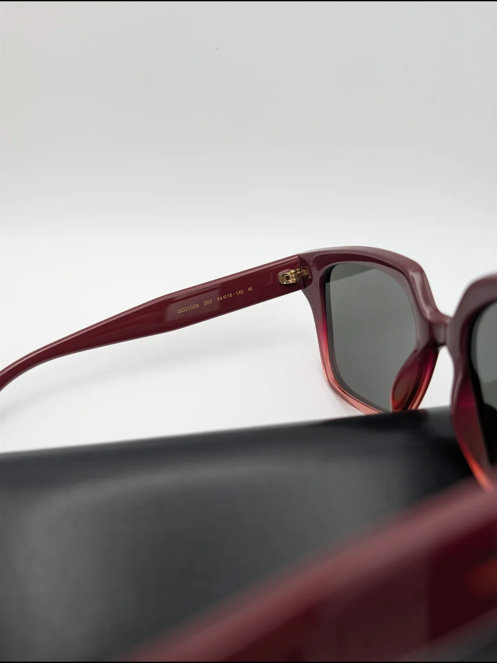 NWT Gucci GG2102S Burgundy Web Logo Sunglasses Square Frames Case Included